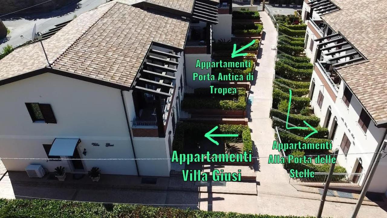 Le Case Del Carmine Con Giardino E Parcheggio A Tropea Exterior photo