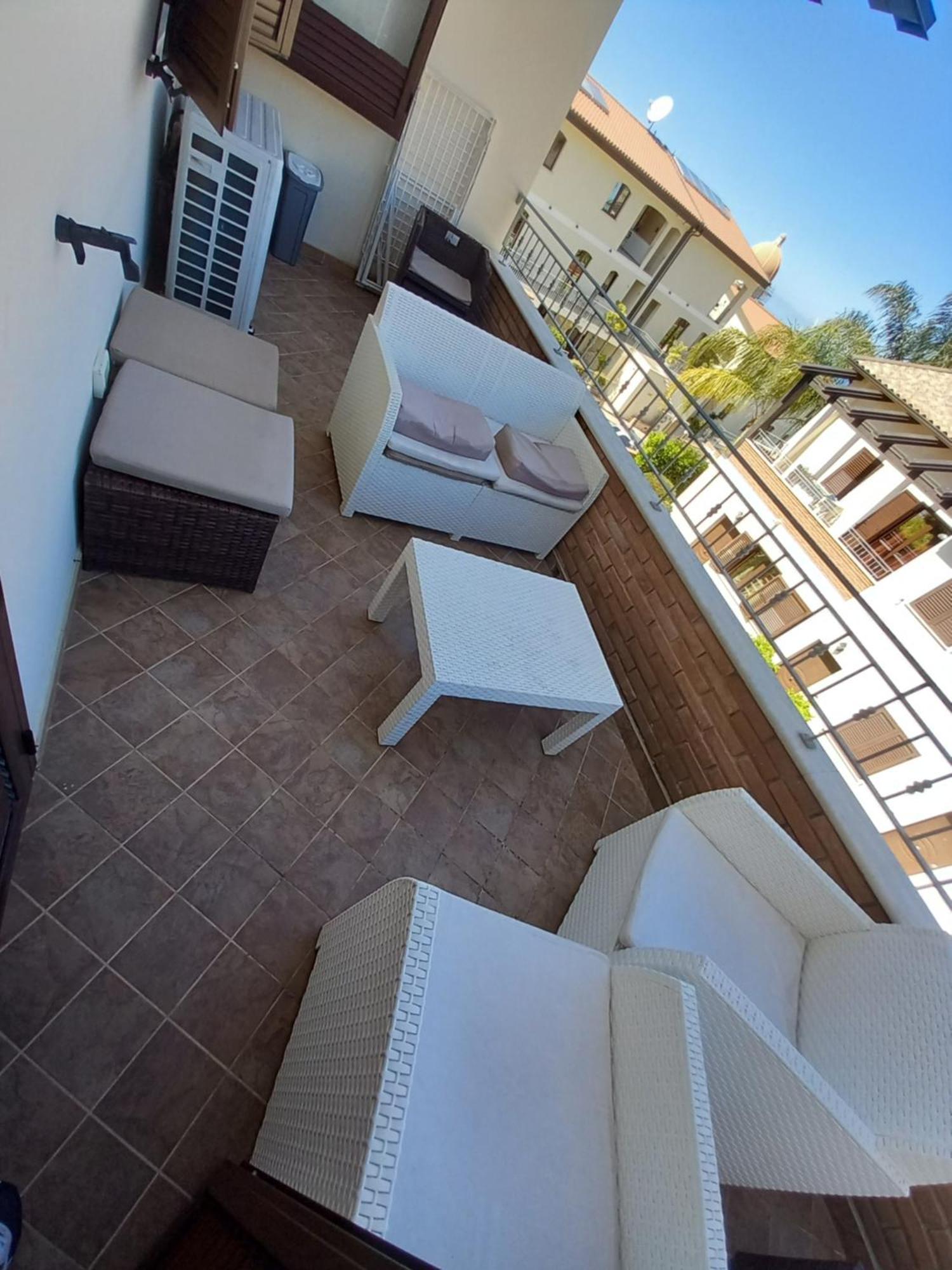 Le Case Del Carmine Con Giardino E Parcheggio A Tropea Exterior photo
